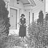 Reuter, Woman 8