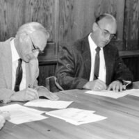 1987 Meeting, Signing 18