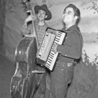 Elgin, Travelling Entertainers 3