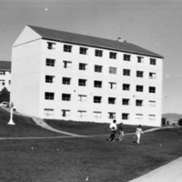 1981 Hunt Hall Complete 02