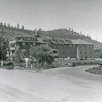La Grande, Hospital 2