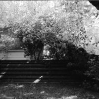 1991 President's House Garage 01