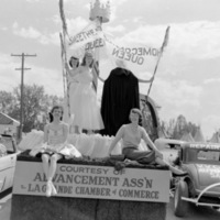 1956-57 Parade, Royalty 2