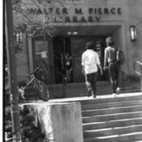 1989 Walter M. Pierce Library, Entrance 01