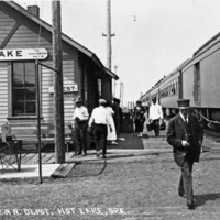Hot Lake, Railroad Station