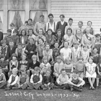 Island City, Schoolchildren 6