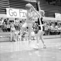 1988 Women's Basketball Action, Oregon Tech at EOSC 13