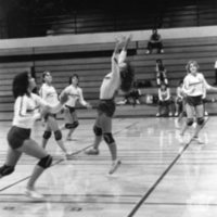 1983 Volleyball, EOSC vs. Lewis &amp; Clark, Action 01