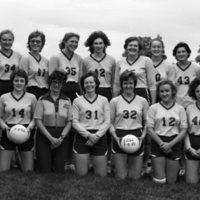 1981 Volleyball Team 04