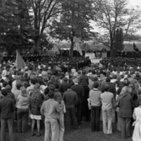 1976 Graduation 18