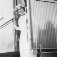 Reuter, Woman 3