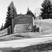 1969 Campus Sign 01