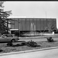 1989 Badgley Hall 01