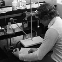 1977 Classroom, Chemistry Lab 04