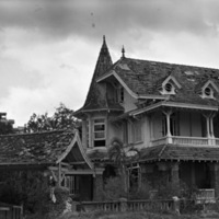 Leyte, House
