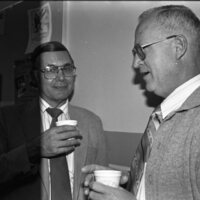 1989 Employees, Reception 11