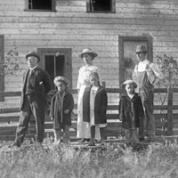 La Grande, Family