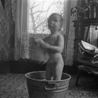 La Grande, Washtub Bath