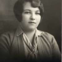 1930 Alumni, Esther Blokland
