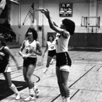 1982 Women's Basketball, EOSC vs. Oregon Tech, Action 01