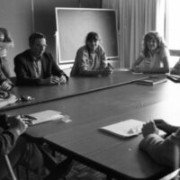 1985 Students Meeting with Faculty 03