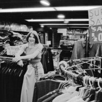 1974 Shopping, Student B 02