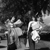1977 Residence Life, Moving In