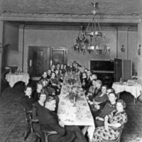 La Grande, Banquet