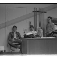 1989 Recreation Room, Monitors 02