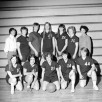 1972 Women's Basketball Team 04
