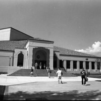 1991 Students, Walking 21