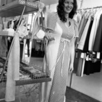 1974 Shopping, Student A 03