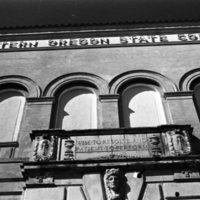 1977 Inlow Hall Creed