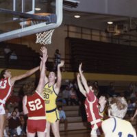 90's Basketball Action 6-2
