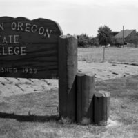 1988 EOSC Campus Sign 01