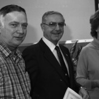 1986 Governor Governor Vic Atiyeh Honors Employee 02