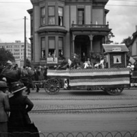 Portland, Parade 9