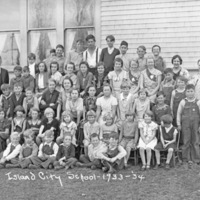 Island City, Schoolchildren 5