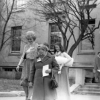 1979 Ackerman Elementary Walking 01