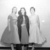1958 Homecoming Queen 2-2