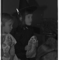 1989 Ackerman Elementary School, Halloween 02