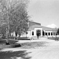 1991 Students, Walking 09