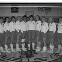1989 Volleyball Team 02