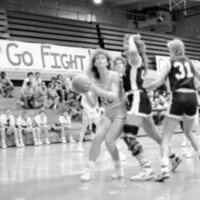 1988 Women's Basketball Action, Oregon Tech at EOSC 26