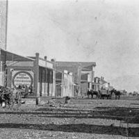 La Grande, Street Scene 17