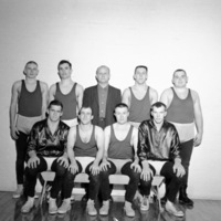 1960-61 Wrestling Team 1-1