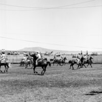 1970 Rodeo, Arena Parade 02