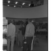 1989 Walter M. Pierce Library, Ribbon Cutting 20