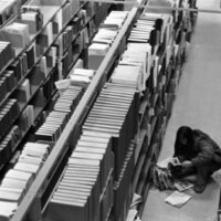 1977 Walter M. Pierce Library, Usage 07