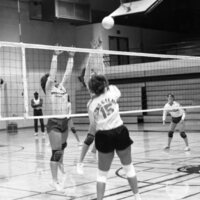 1983 Volleyball, EOSC vs. Lewis &amp; Clark, Action 09
